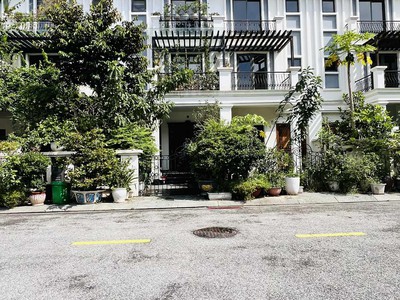 Liền kề thạch bàn, 128m x 4 tầng, mặt tiền 5.2m, an ninh tuyệt đối, công viên cây xanh, giao thông 4