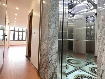 Bán nhà tây kết 30/46m2. 6 tầng. mặt tiền 3m. giá 13.6 tỷ hai bà trưng hà nội 0