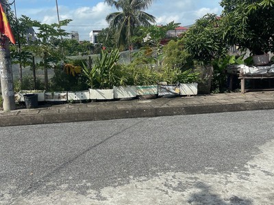 Bán lô đất 103m  ngõ 213 tân thành   dương kinh  giá chỉ 2x triệu/m   đường 10m   vỉa hè đầy đủ 2