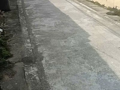 Em cc cần tiền gấp không xoai được tiền nên giờ em cần bán lỗ để lấy tiền trang trãi công việc 1