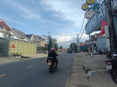 Bán đất full xây dựng mặt tiền ngô gia tự   phường 12, đà lạt 3
