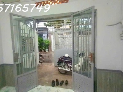 Bán nhà trung tâm quận 9 - 2p ra lê văn việt - hẻm xe ô tô thoải mái - gần đh tài chính marketing - 0