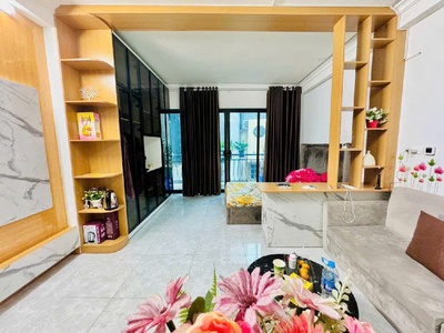 Nhà trích sài 34m, 7 tầng, thang máy, full nội thất xịn sò 1