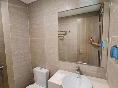 Căn hộ đẹp   giá đáy    chính chủ bán tại toà s1 vinhomes grand park, phường long bình, tp thủ đức 2