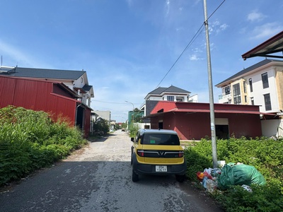 Bán hotel  15 phòng tại đường 32, xã ngọc tảo, phúc thọ, hà nội, giá siêu hời 9 tỷ,112m2 3