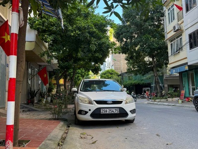 Chính chủ cho thuê nhà 6 tầng làm văn phòng tại khu tái định cư phú diễn 3