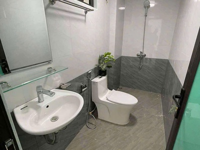 Duy nhất 1 phòng 302 giá 3tr9 tại số 110 tổ 9 mậu lương- kiến hưng- hà đông   vào ở được luôn 4