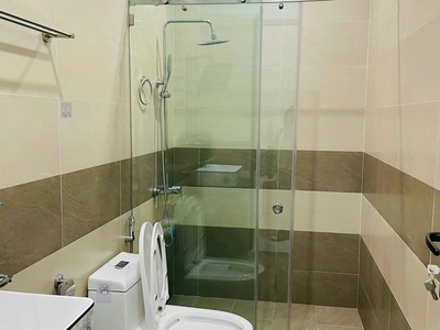 Cho thuê nhà riêng xây mới có đủ đồ , ô tô đỗ cửa . Chuyên gia , văn phòng ,  gia đình ở ok 4