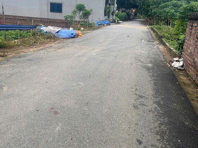 Bán lô đất giá rẻ thôn 3 phú cát sát nhà máy in tiền, đl thăng long 82.5m nhỉnh 3tỷ 2