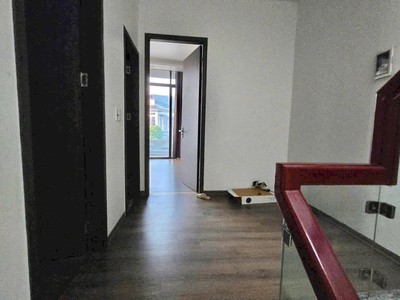 Bán nhà 2.5 tầng ngõ đường Điện Biên Phủ, TP Hải Dương, 96m2, mt 7m, 3 ngủ, 2vs, gara oto 7