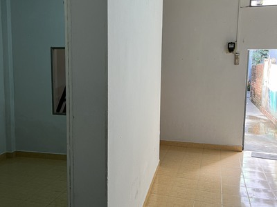 Cho thuê nhà nguyên căn  có gác  Gò Vấp, đối diện Sunny Plaza. 0