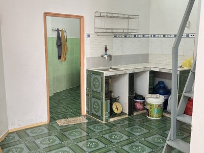 Cho thuê nhà nguyên căn  có gác  Gò Vấp, đối diện Sunny Plaza. 2