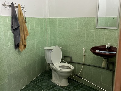 Cho thuê nhà nguyên căn  có gác  Gò Vấp, đối diện Sunny Plaza. 3