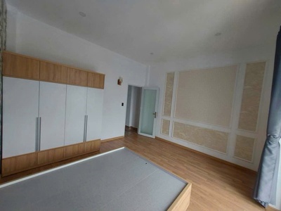 Bán nhà 1 trệt 1 lửng 1 lầu phường Phú Tân.Cách đại lộ đồng khởi 300m 2