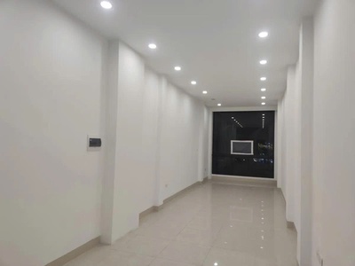 Bán gấp nhà 4 tầng đẹp mặt phố lớn Quang Trung, 36m2, mặt tiền 3m, kinh doanh sầm uất ngày đêm 1