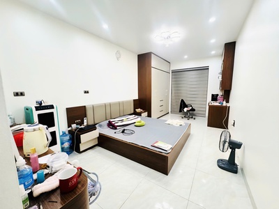 Lô góc Hoàng Hoa Thám, 2 mặt thoáng, 10m ra ô tô   11 tỷ 1