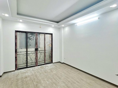Bán nhà mới phố đại la 40m2  5 tầng thang máy  50m ra mặt phố 9.3tỷ 4