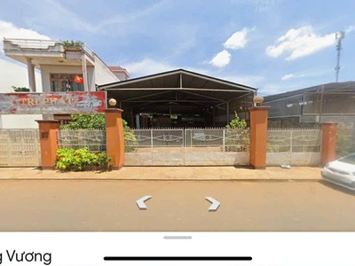 Sở hữu 2 lô đất đất đẹp - chủ cần bán gấp có sẵn nhà 1