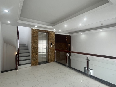 Duy nhất phân lô thang máy - view hồ tây- sang trọng - đi bộ đến hồ 7 tầng   42.3m2   15.5 tỷ 2
