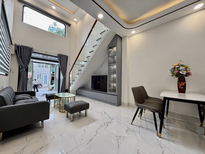 Bán nhà mặt phố mới vào ở ngay 60m2 3 pn dương bá trạc ô tô tránh 4