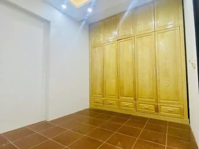 Bán nhà bằng b 41m2. 5 tầng. mặt tiền 4.5m. giá 9.2 tỷ hoàng mai hà nội 4