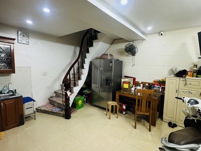 Lệnh cư 5 tầng siêu hieemsgaanf mặt phố, mt rộng, thoáng 4