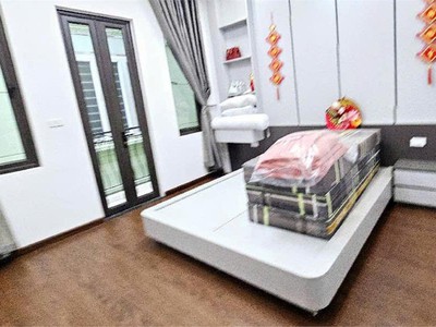Nhà đẹp ở ngay - giá tốt - vị trí đắc địa tại trung tâm quận cầu giấy, hà nội 2