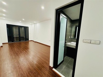 Bán nhà tây thăng long 44m2, 5 tầng, ô tô đỗ cửa, khu an sinh đỉnh, 7 tỷ 3