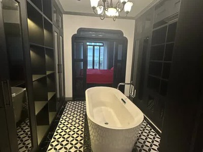 Bán nhà thịnh liệt 48.5m2. 5 tầng. mặt tiền 3.3m. giá 14.5 tỷ hoàng mai hà nội 2