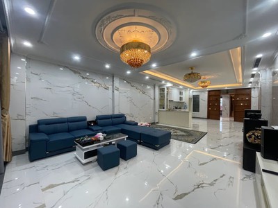 Bán nhà gara 2 ô tô, phố nguyễn văn linh, 98m2 7t, mt 5,1m, hàng xóm vinhomes. nhỉnh 2x tỷ 0