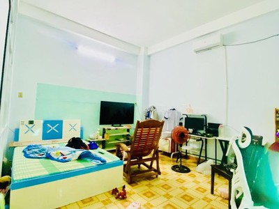 Gần aeon - chợ tân hương - nhà 3 tầng - hẻm 8m thông - 96m chỉ 12 3