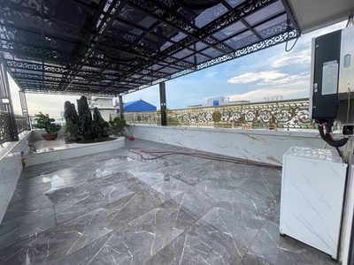 Bán nhà gara 2 ô tô, phố nguyễn văn linh, 98m2 7t, mt 5,1m, hàng xóm vinhomes. nhỉnh 2x tỷ 4