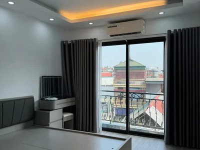 Nhà đẹp vị trí ddatrugn tâm đầu ngọc thụy 10m ra ô tô chánh,ngọc thụy 34m2 x 6 tầng 9.8 tỷ long 3