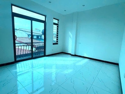 Siêu vip yên nghĩa 32m view hồ  5 tầng   15m ra oto tránh siêu thoáng  không quy hoạch   nở hậu hơn 2