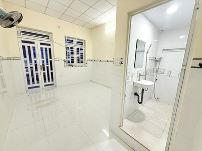 Nhà đẹp 2 tầng 56m  linh trung thủ đức   hẻm ô tô 6m   giá chỉ 6.6 tỷ gần bệnh viện tđ   ga metro 4
