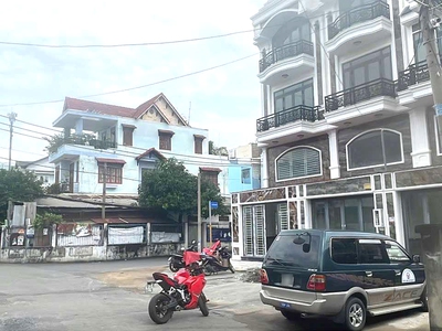 Giảm sốc 2 tỷ mặt tiền kinh doanh 240m2 6x40m dòng tiền 60 triệu/tháng ngay gigamall hiệp bình 1