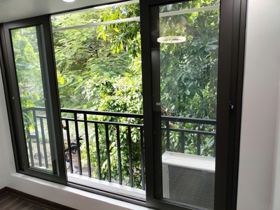 Bán căn hộ tập thể mặt phố trần đại nghĩa 110m2, 3 ngủ, 3 wc, 4.5 tỷ có sổ 2