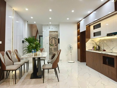 Bán nhà đẹp trường chinh, đống đa - 39/43m  x 6t thang máy - full nội thất - gần phố 0