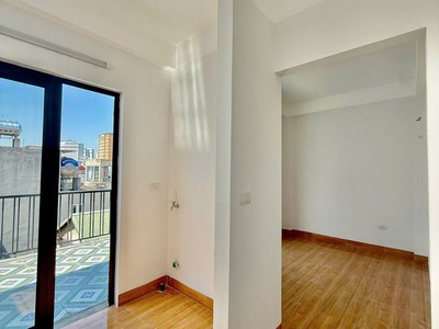Bán nhà liền kề kẻ tạnh   giang biên, 5 tầng mới đẹp, gần ngõ ô tô tránh, giá chỉ 5.95 tỷ 4