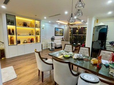 10,5 tỷ. chcc việt đức complex lê văn lương, lô góc 126m, 3 ngủ, 2wc, 2 ban công, full nội thất cao 2