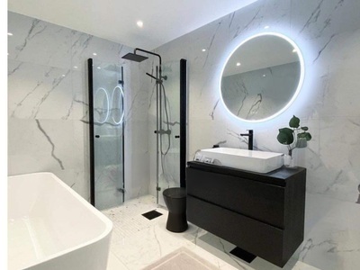 Cho thuê nhà hai mặt tiền, nguyễn khánh toàn, 102m2x 5t vỉa hè 34 tr 2
