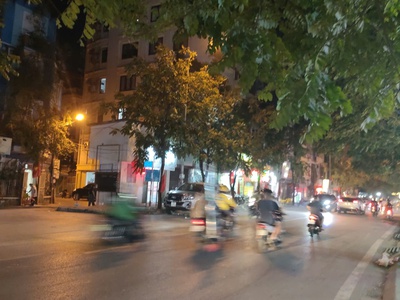Cực hiếm mặt phố, mặt chợ đông tác 41m, tầng1, mặt tiền 2.7m, 2.9 tỷ đống đa. 2