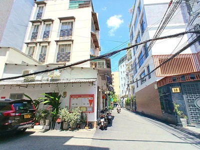 Nhà 4 tầng hxh đỗ cửa, cư xá nguyễn cảnh chân q1 khu an ninh, dt: 40m2 3.6x11m , giá 12.5 tỷ tl 0