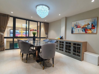 Bán nhà kd: 6 tầng, dt: 99,54m2  dt sàn: 397,04m2 , 8pn, nội thất- mặt tiền đinh công tráng, p.tân 4