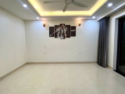 Siêu vip yên nghĩa 32m view hồ  5 tầng   15m ra oto tránh siêu thoáng  không quy hoạch   nở hậu hơn 1