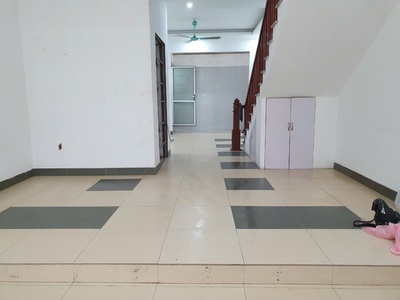Cho thuê nhà nguyên căn mặt đường Nguyễn Hiền làm văn phòng kết hợp ở 0