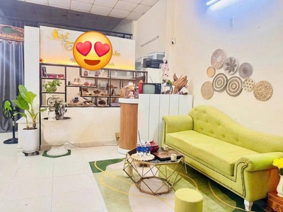  nhà cấp 4   mặt tiền đường nguyễn chích, liên chiểu   sát trục phùng hưng   cách biển 700m  0