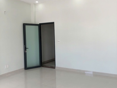 Bán nhà 3 tầng 118m2 p.biên hòa,shr đường xe tải,gần cầu hang,giá rẻ 3