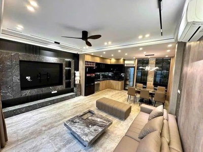 Phố vip tăng thiết giáp- dt 45m2 x 7 tầng thang máy- ô tô vào nhà- mới tinh- 10m mặt phố 2