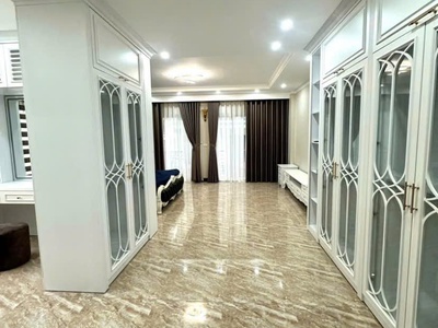 Phố vip tăng thiết giáp- dt 45m2 x 7 tầng thang máy- ô tô vào nhà- mới tinh- 10m mặt phố 1